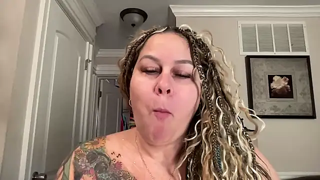 number1slut online show from March 22, 2026, 5:38 pm