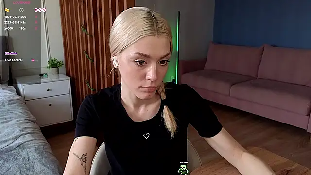 DariFlexy online show from March 12, 2026, 12:44 pm