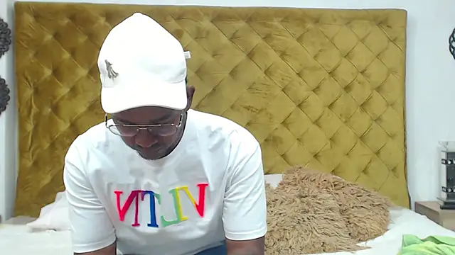 AndyCalifornia1 online show from October 20, 2025, 12:38 pm