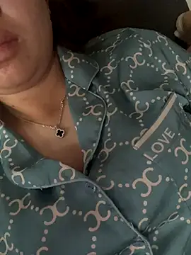 Nhung584 online show from September 13, 2025, 11:37 pm