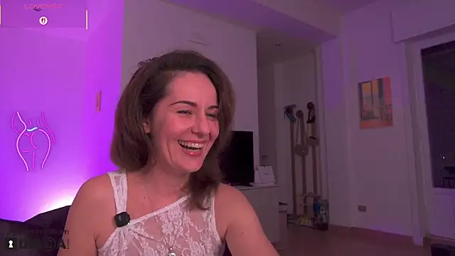 Witch in Silk online show from November 13, 2025, 9:47 pm