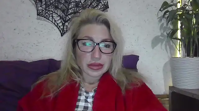 fox red lady7 online show from November 4, 2025, 9:36 pm