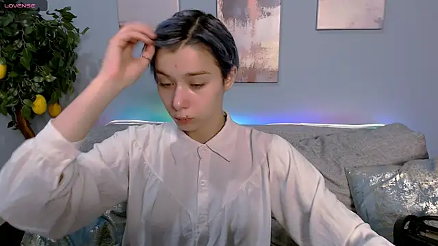 Snapshot of SophieAsh chatting on September 25, 2025, 6:50 am SophieAsh online show from September 25, 2025, 6:50 am