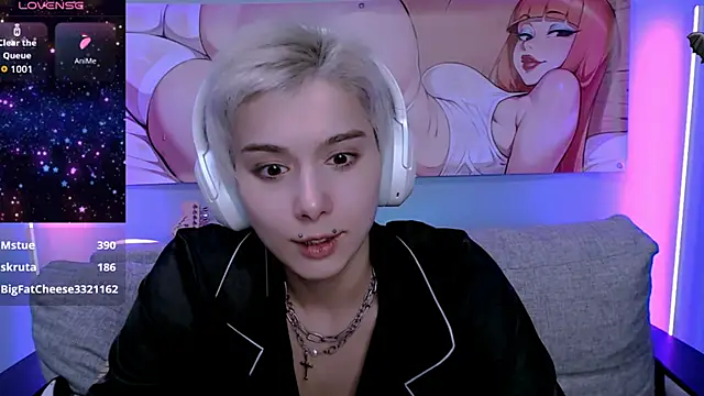 SophieAsh online show from November 8, 2025, 7:12 pm