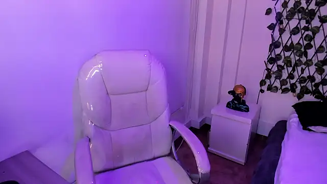 Nathaly ds online show from February 15, 2026, 11:41 am