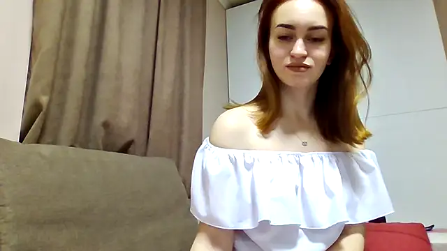 Snapshot of Requellia chatting on October 29, 2025, 8:10 pm Requellia online show from October 29, 2025, 8:10 pm