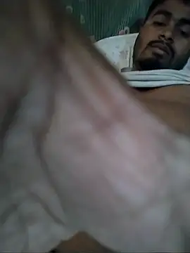 Rohit4500 online show from November 13, 2025, 2:10 am