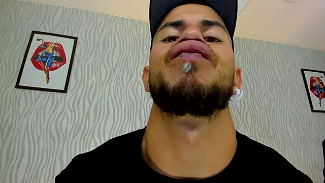Snapshot of dylan_jacobx chatting on October 22, 2025, 3:29 am dylan jacobx online show from October 22, 2025, 3:29 am