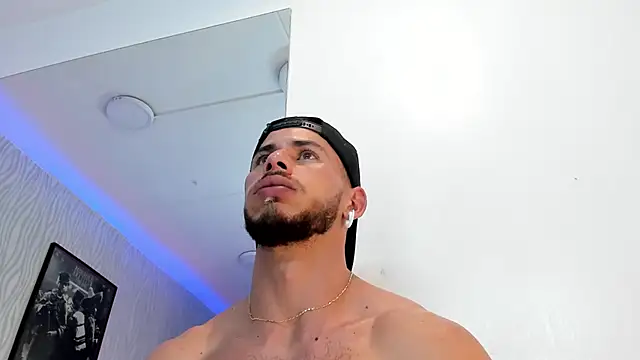 dylan jacobx online show from April 9, 2026, 7:03 am