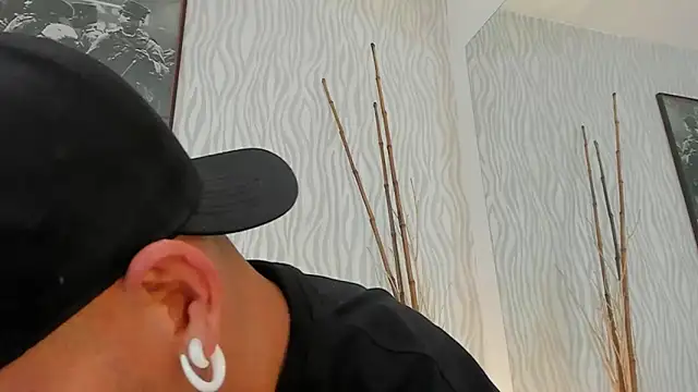 Snapshot of dylan_jacobx chatting on June 7, 2026, 3:54 am dylan jacobx online show from June 7, 2026, 3:54 am