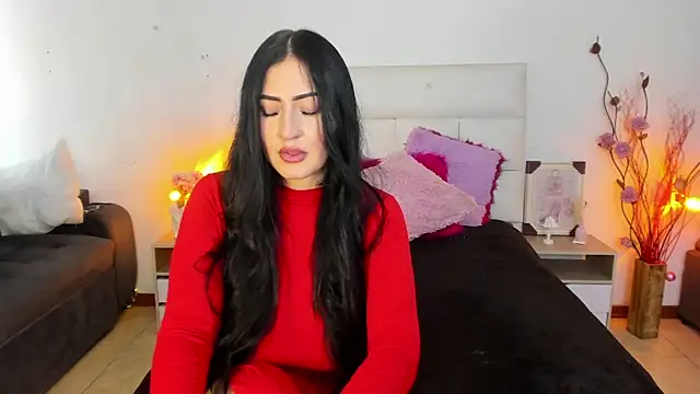 hannahdvil1 online show from September 25, 2025, 12:31 pm