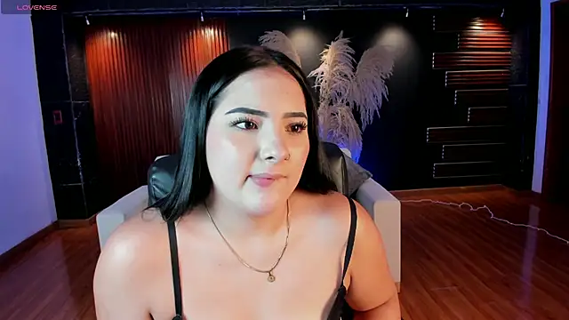 Snapshot of sofiacaramel chatting on October 25, 2025, 7:41 pm sofiacaramel online show from October 25, 2025, 7:41 pm