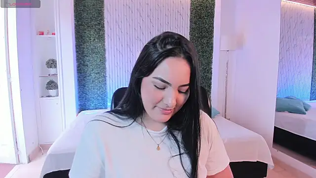 Snapshot of sofiacaramel chatting on December 2, 2025, 4:24 pm sofiacaramel online show from December 2, 2025, 4:24 pm