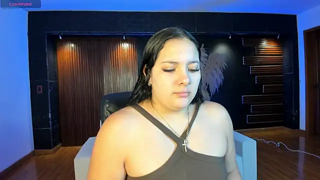 Snapshot of sofiacaramel chatting on December 21, 2025, 1:29 pm sofiacaramel online show from December 21, 2025, 1:29 pm