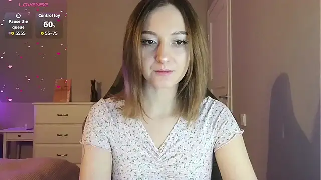 white liillyy online show from April 17, 2026, 9:18 pm