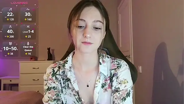 Snapshot of white_liillyy chatting on June 22, 2026, 9:23 pm white liillyy online show from June 22, 2026, 9:23 pm