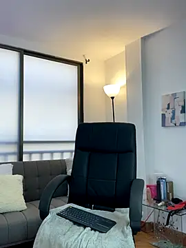 Mia HarperX  online show from November 9, 2025, 9:24 pm