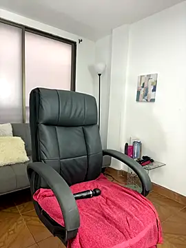 Mia HarperX  online show from November 20, 2025, 9:47 pm