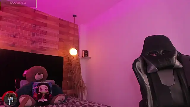 Emily brown04 online show from March 26, 2026, 12:00 pm