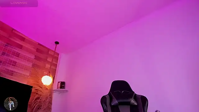 Emily brown04 online show from March 30, 2026, 1:45 pm