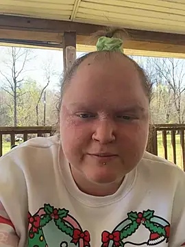 KadiSparkle online show from March 28, 2026, 8:08 pm