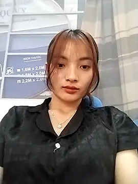 tdtd98 online show from April 13, 2026, 7:14 am