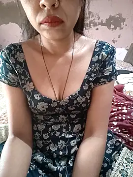 Snapshot of Paakhi-Singh chatting on December 17, 2025, 4:51 am Paakhi-Singh online show from December 17, 2025, 4:51 am