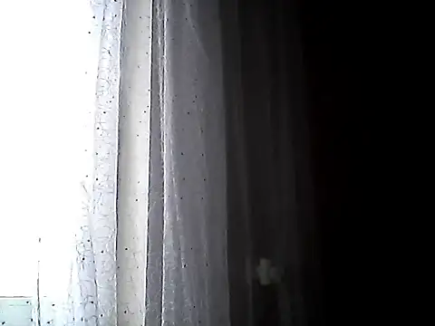 Littlecatme online show from June 25, 2026, 7:02 am