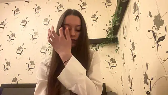 Snapshot of AshleyEady chatting on October 9, 2025, 9:13 pm AshleyEady online show from October 9, 2025, 9:13 pm