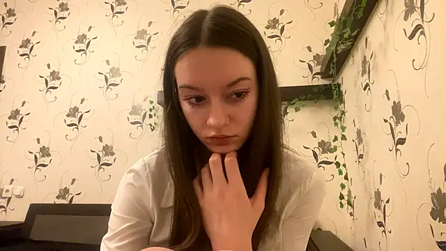 Snapshot of AshleyEady chatting on October 16, 2025, 9:16 pm AshleyEady online show from October 16, 2025, 9:16 pm