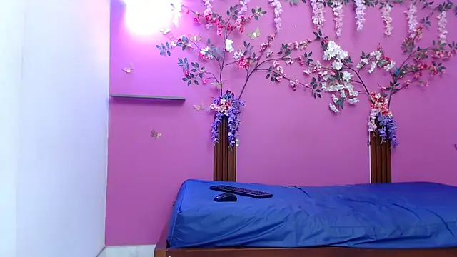 skinnybarbie022 online show from May 30, 2026, 12:41 am