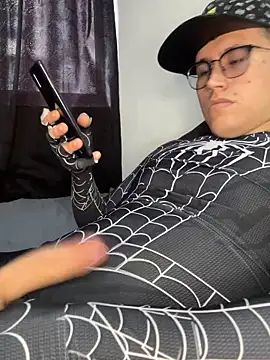 Kurtxxx22 online show from December 16, 2025, 8:14 pm