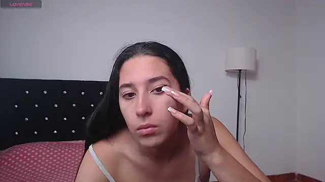 lilacream online show from September 10, 2025, 3:01 pm