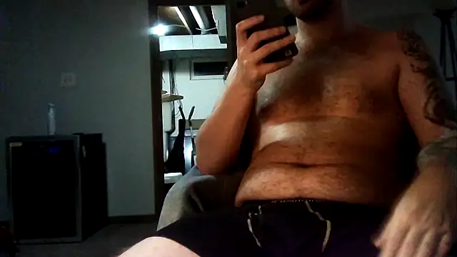 Snapshot of WyattL96 chatting on July 27, 2026, 7:15 am WyattL96 online show from July 27, 2026, 7:15 am