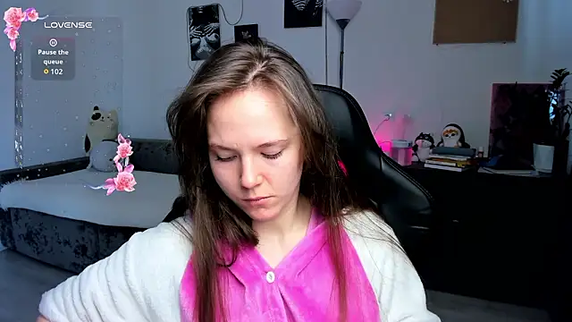 Snapshot of cute_little_ass chatting on February 26, 2026, 8:24 am cute little ass online show from February 26, 2026, 8:24 am