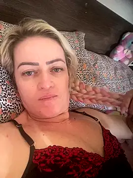 Snapshot of Alerquinasc chatting on December 14, 2025, 3:50 pm Alerquinasc online show from December 14, 2025, 3:50 pm