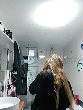 Snapshot of Alisasex@xh chatting on March 22, 2025, 3:53 pm Alisasexxh online show from March 22, 2025, 3:53 pm