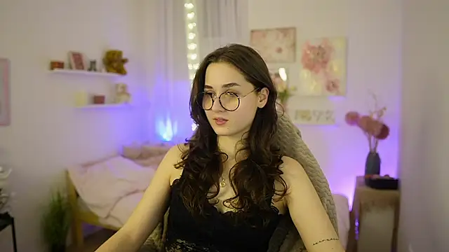 Annita Grey online show from February 25, 2026, 7:34 pm