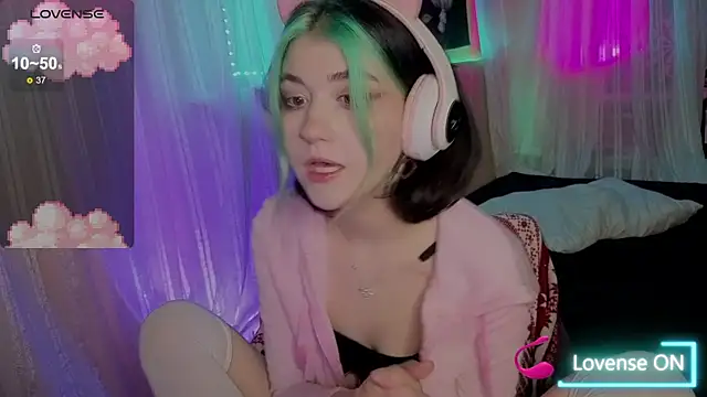 Miko Meow online show from December 20, 2025, 12:29 am