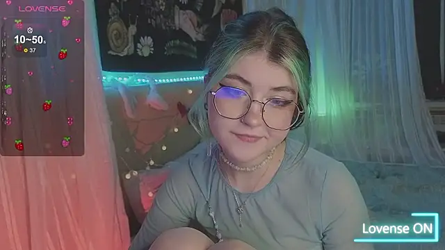 Miko Meow online show from February 12, 2026, 7:20 pm