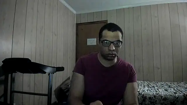 NaturalBeautyQueen online show from June 16, 2026, 2:52 pm