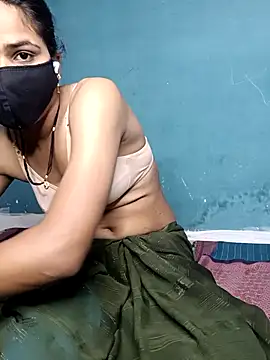 Snapshot of Naughty-Mayaa chatting on October 28, 2025, 5:22 am Naughty-Mayaa online show from October 28, 2025, 5:22 am