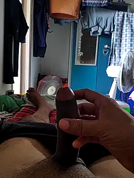hotbull30 online show from May 12, 2026, 12:24 pm