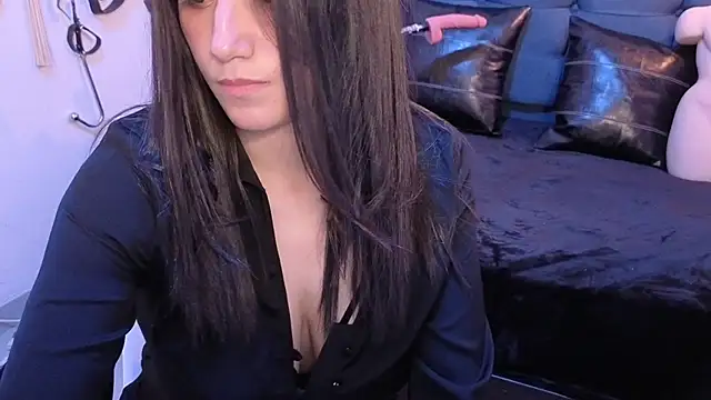 Snapshot of elowen_halley1 chatting on October 17, 2025, 8:00 pm elowen halley1 online show from October 17, 2025, 8:00 pm