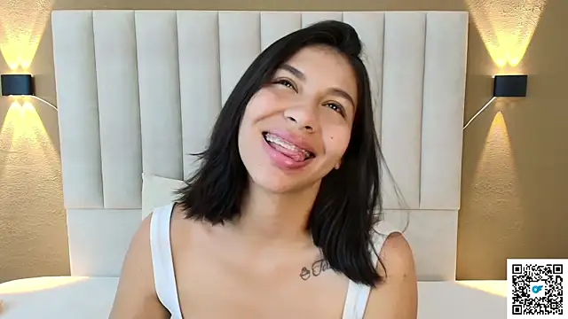 goddess saori  online show from November 23, 2025, 1:27 am