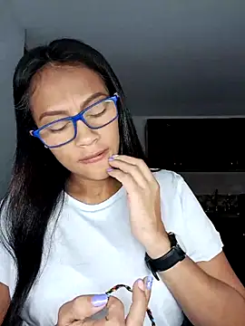 Snapshot of sarah_garcia_ chatting on May 31, 2026, 7:59 pm sarah garcia online show from May 31, 2026, 7:59 pm