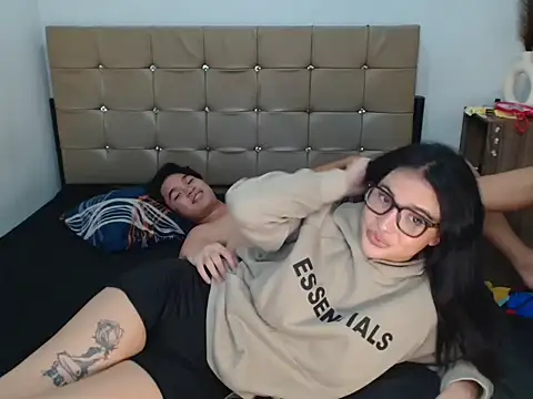 YourAsian Cummer online show from April 18, 2026, 8:40 am