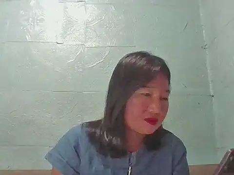 sluttymisuki online show from March 3, 2026, 12:33 pm