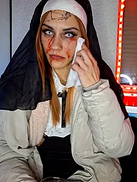 SlimBellaa online show from November 1, 2025, 1:51 am