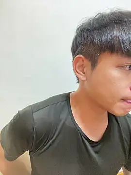 Foxfoxfox4 online show from November 10, 2025, 4:17 pm